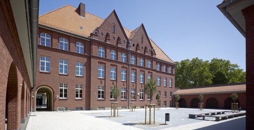 Hauptschule Bernburgerstraße